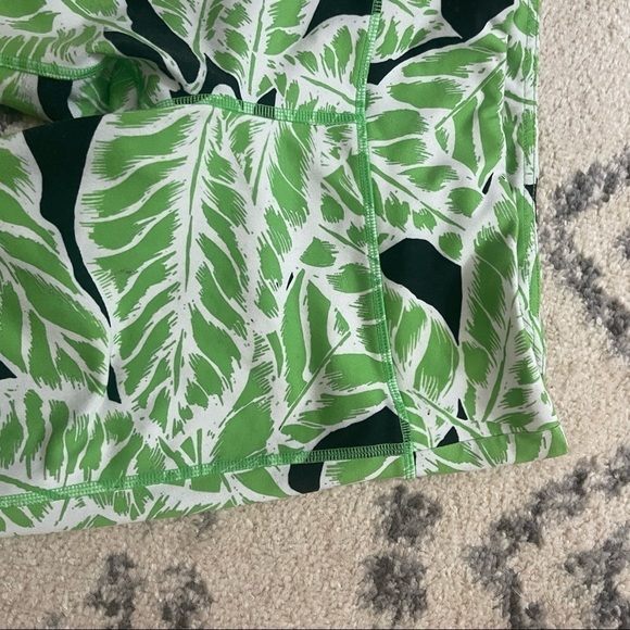 ALO yoga leggings medium - Picture 4 of 10